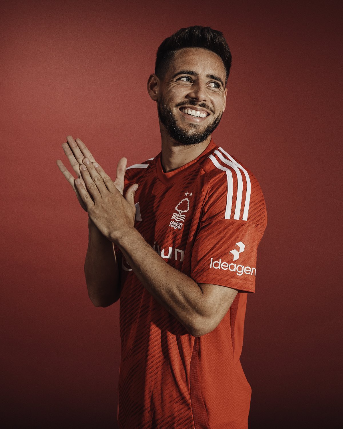 Alex Moreno Joins Nottingham Forest on Loan from Aston Villa