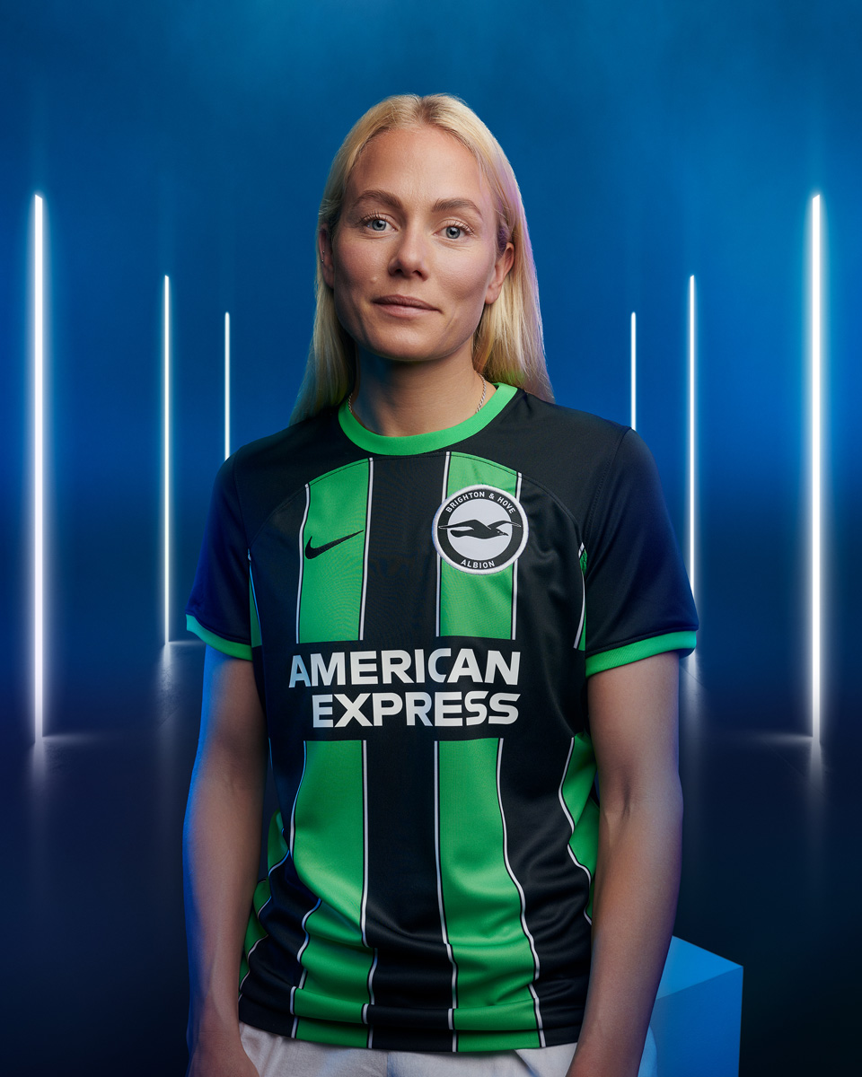 Áo Đấu Sân Nhà Và Sân Khách Của Brighton 2023-24