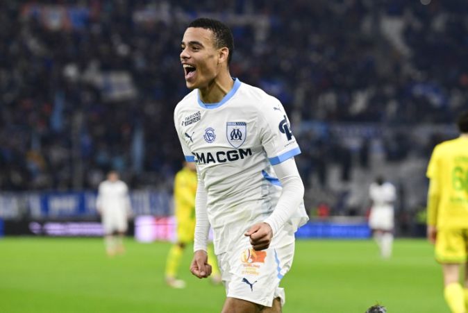 Greenwood ghi 4 bàn, lập loạt kỷ lục tại Ligue 1