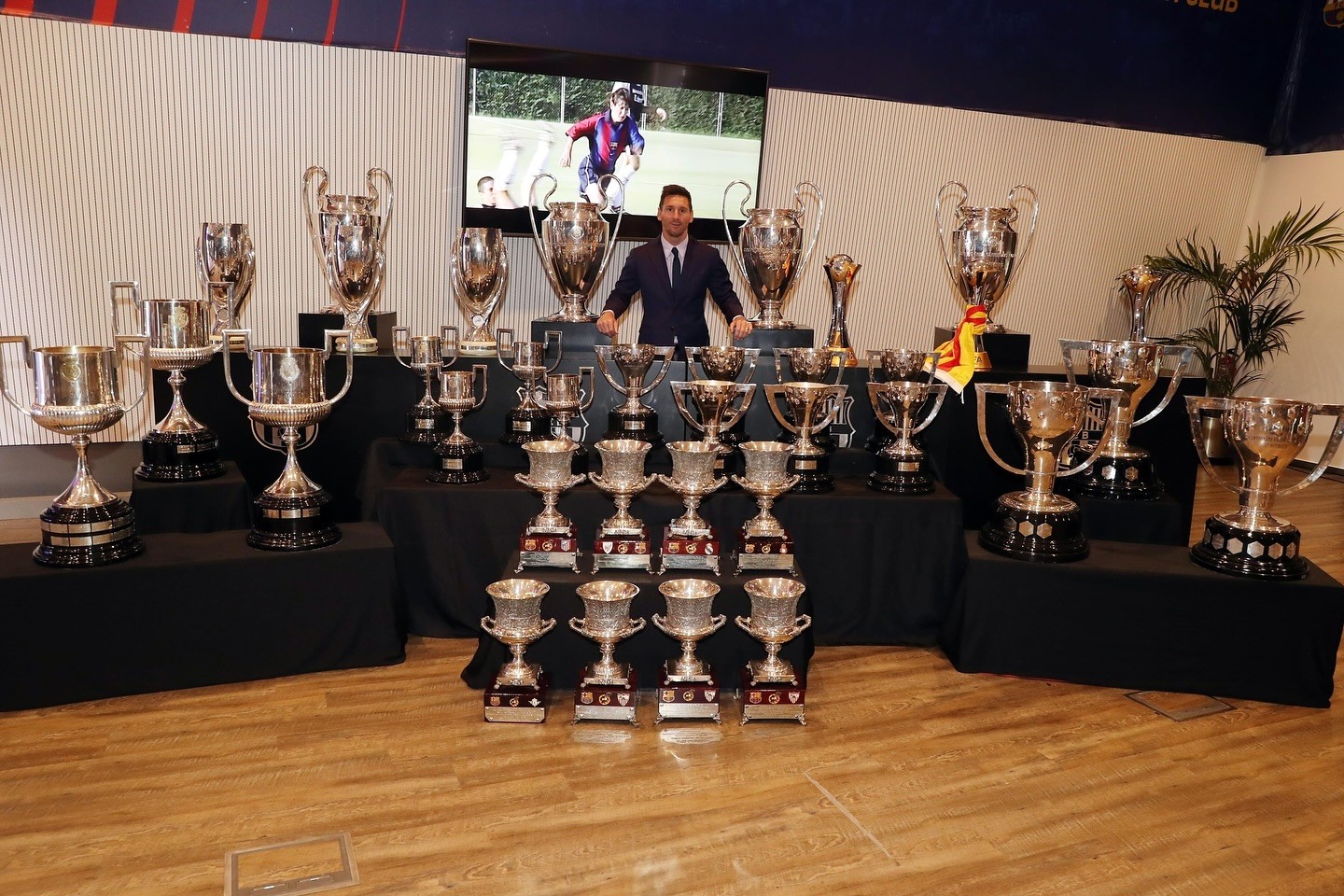 Messi Congratulates Barcelona on Social Media: