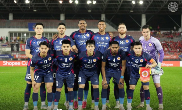 HLV Tây Ban Nha gửi 'thông điệp' tới Quang Hải