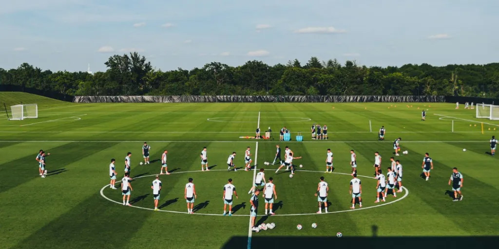 CLB Sporting Kansas City chào đón đội tuyển Argentina: Nhà vô địch thế giới xuất hiện trên sân tập chúng tôi