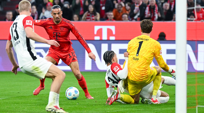 Bayern Munich Dominates Eintracht Frankfurt 4-0 to Extend Bundesliga Lead