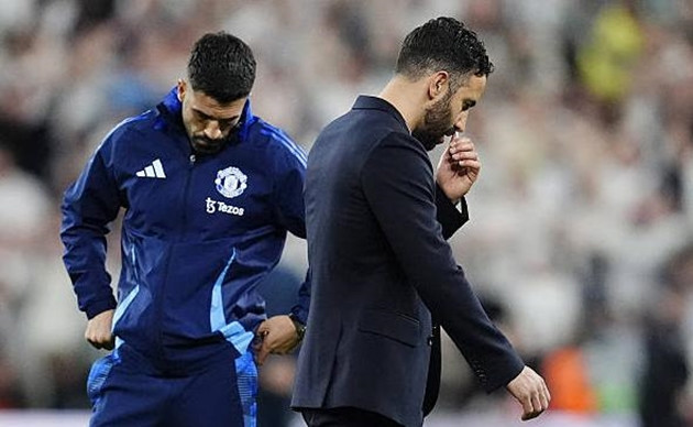 Cổ phiếu MU giảm mạnh sau thất bại ở Europa League