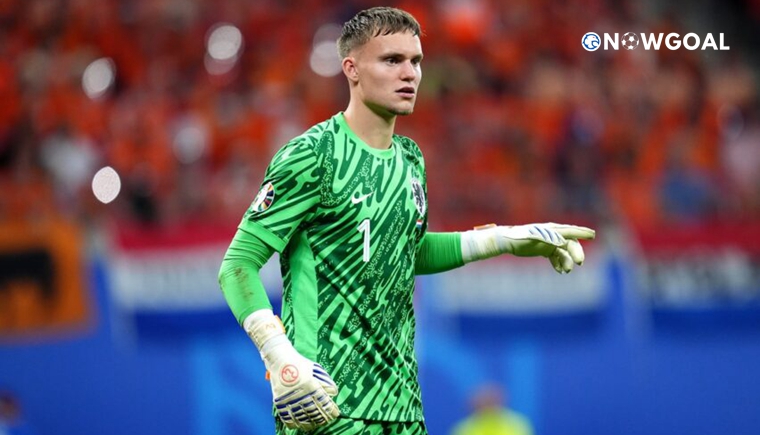 Real Madrid 'identify' 22-year-old as Thibaut Courtois replacement