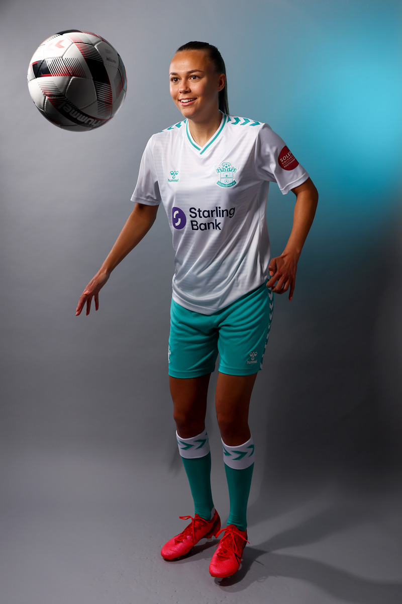 Áo Đấu Sân khách Của Southampton 2023-24