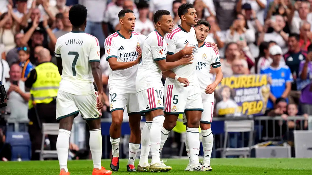 Real Madrid 4-0 Malaga, HLV Mourinho có trận thắng thứ ba liên tiếp