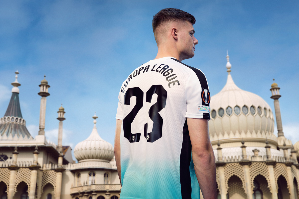 Áo đấu Europa League của Brighton mùa 2023-24