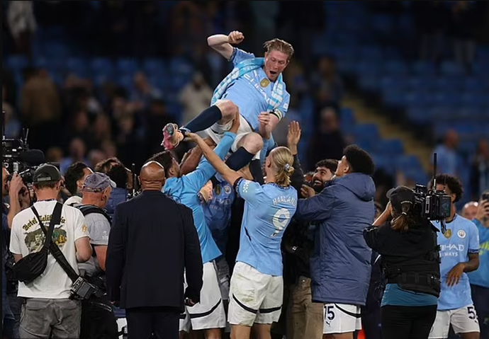 Emotional Farewell: Kevin De Bruyne Bids Goodbye to Manchester City