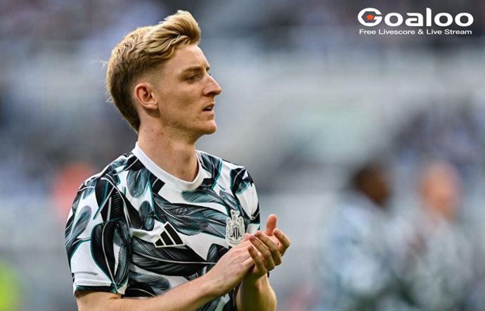 Liverpool transfer news LIVE - Martin Zubimendi decision, Anthony Gordon and Fabio Carvalho exit