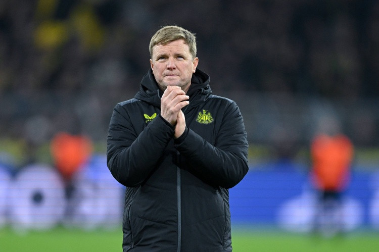 HLV Newcastle: 30 phút đầu chúng tôi chơi rất tốt, nhưng về sau có phần hụt hơi