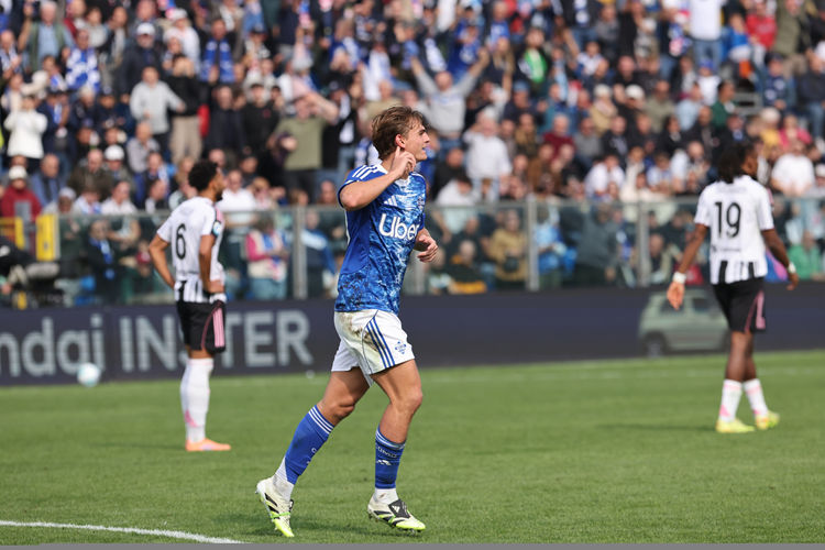 Real Madrid Lên Kế Hoạch Mua Lại Tài Năng Trẻ Paz, Giữa Lúc Cậu Có Thể Dự World Cup