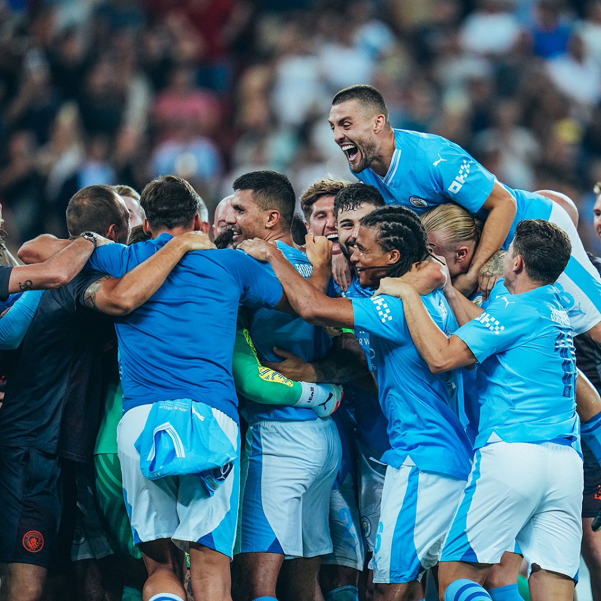 Vương miện thứ 4 của năm! Manchester City đánh bại Sevilla để giành Siêu cúp UEFA đầu tiên