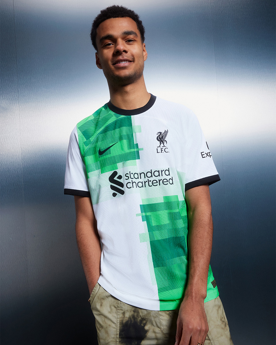 Áo Đấu Sân Khách Của Liverpool 2023-24