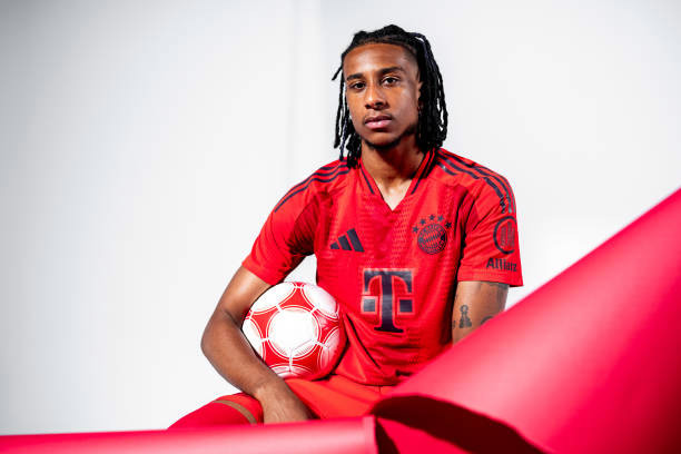 Lý do Michael Olise chọn Bayern Munich thay vì Chelsea, Man Utd và Newcastle