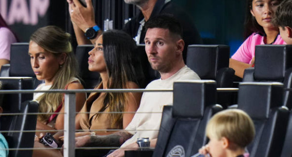 Neira chỉ trích gay gắt Messi: