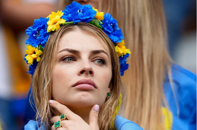 Fan xinh đẹp EURO 2024
