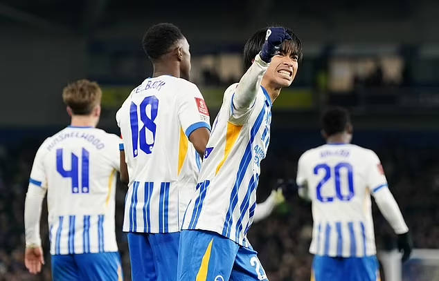 Brighton 2-1 Chelsea FC | Bị lội ngược dòng, Chelsea dừng bước vòng 1/16 FA Cup