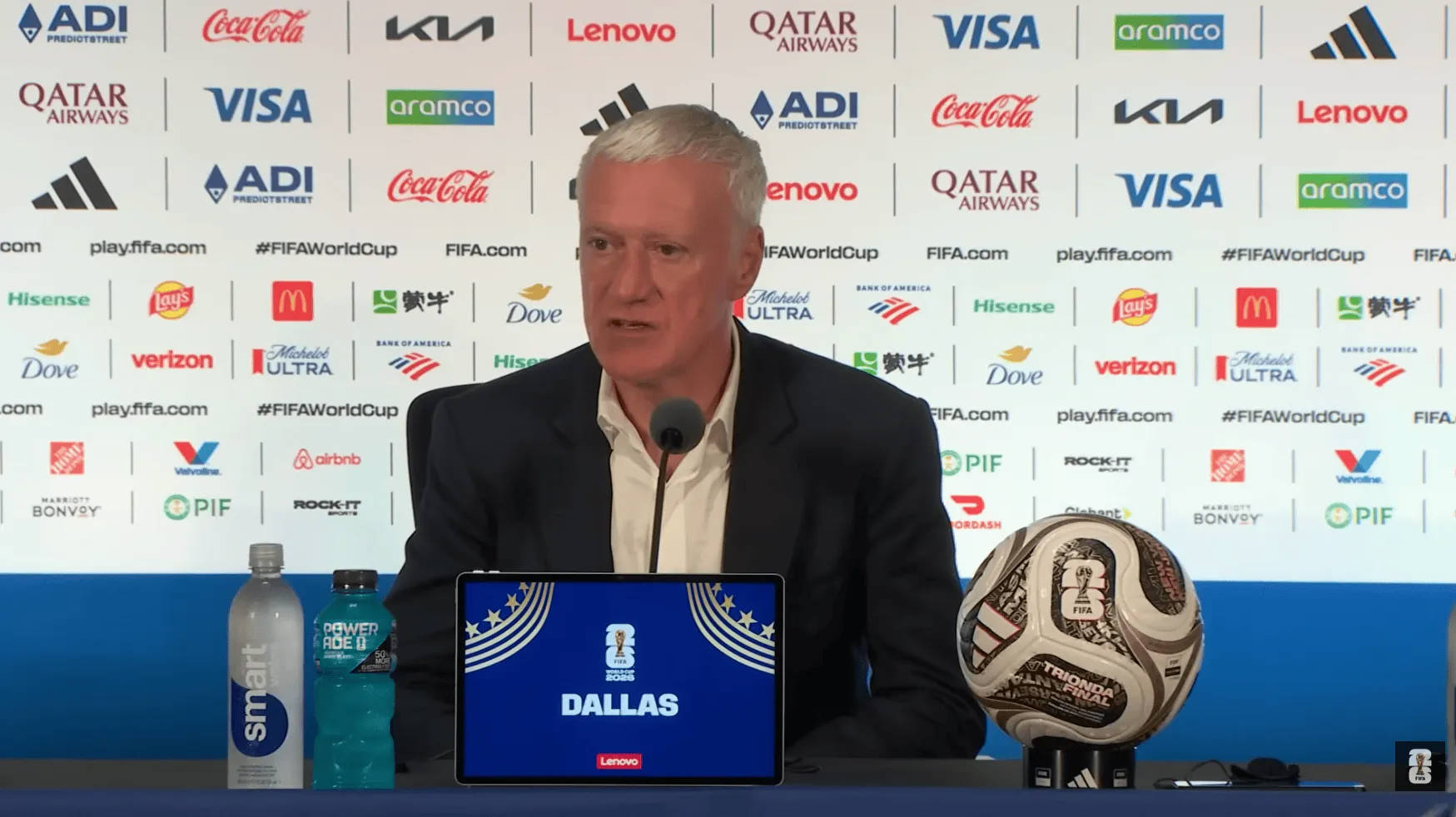 Deschamps: Các quyết định gây tranh cãi trong hiệp một tác động rất lớn, Pháp cũng thua kém về thể lực