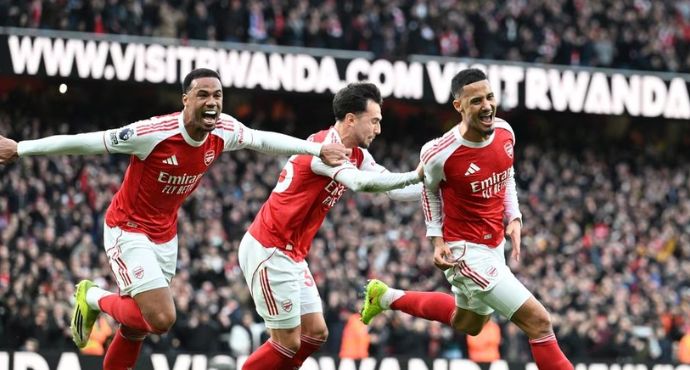 Arsenal Edge Chelsea 2-1 in Tense London Derby to Restore Five-Point Lead