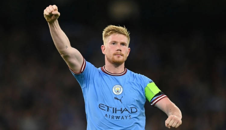TA điểm lại các bản hợp đồng của Man City trong giai đoạn vi phạm: De Bruyne, Gündoğan, Bernardo Silva, Agüero...
