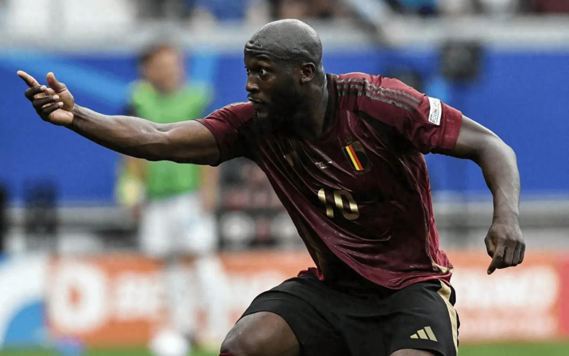 Lukaku sắp gia nhập Napoli, Phí chuyển nhượng tích lũy sẽ lên tới 369 triệu euro, chỉ kém Neymar 31 triệu trong lịch sử