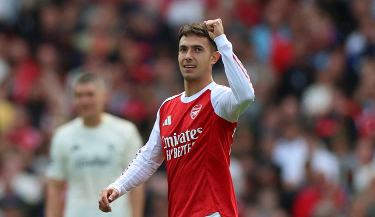 Zwemendy là bản hợp đồng ấn tượng nhất, anh đã thích nghi nhanh chóng và tốt với Giải Ngoại hạng Anh