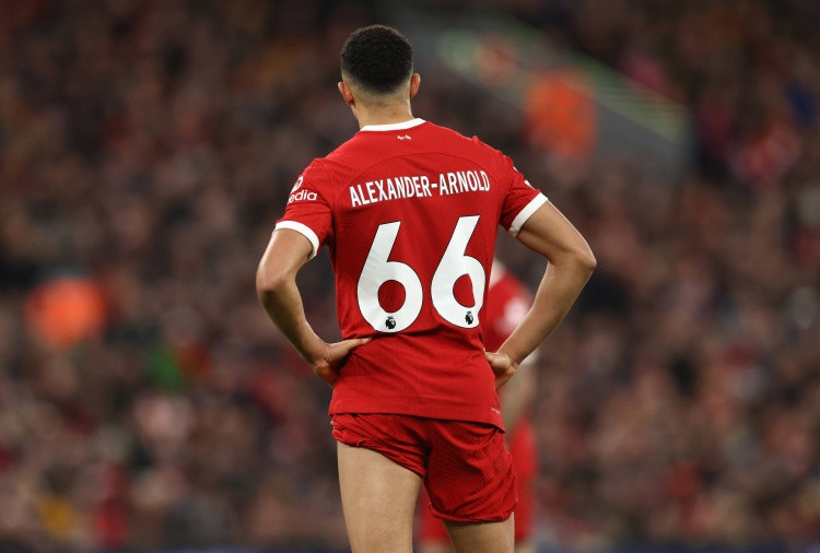 Slot bảo vệ Arnold: Tập trung đối mặt với Manchester United khó nhằn, đôi khi họ có thể làm được