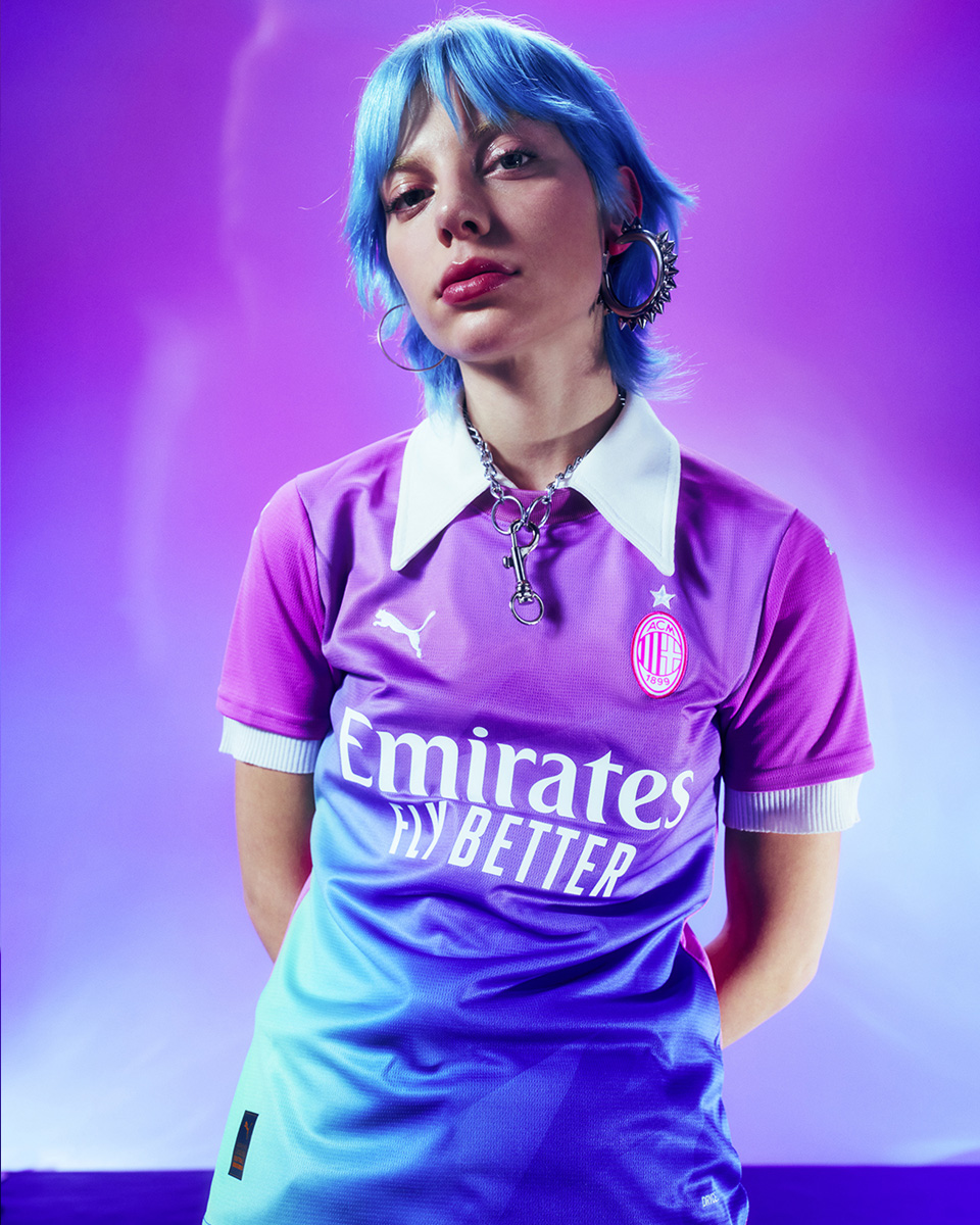 Áo Đấu Sân Khách Thứ Hai Của AC Milan 2023-24