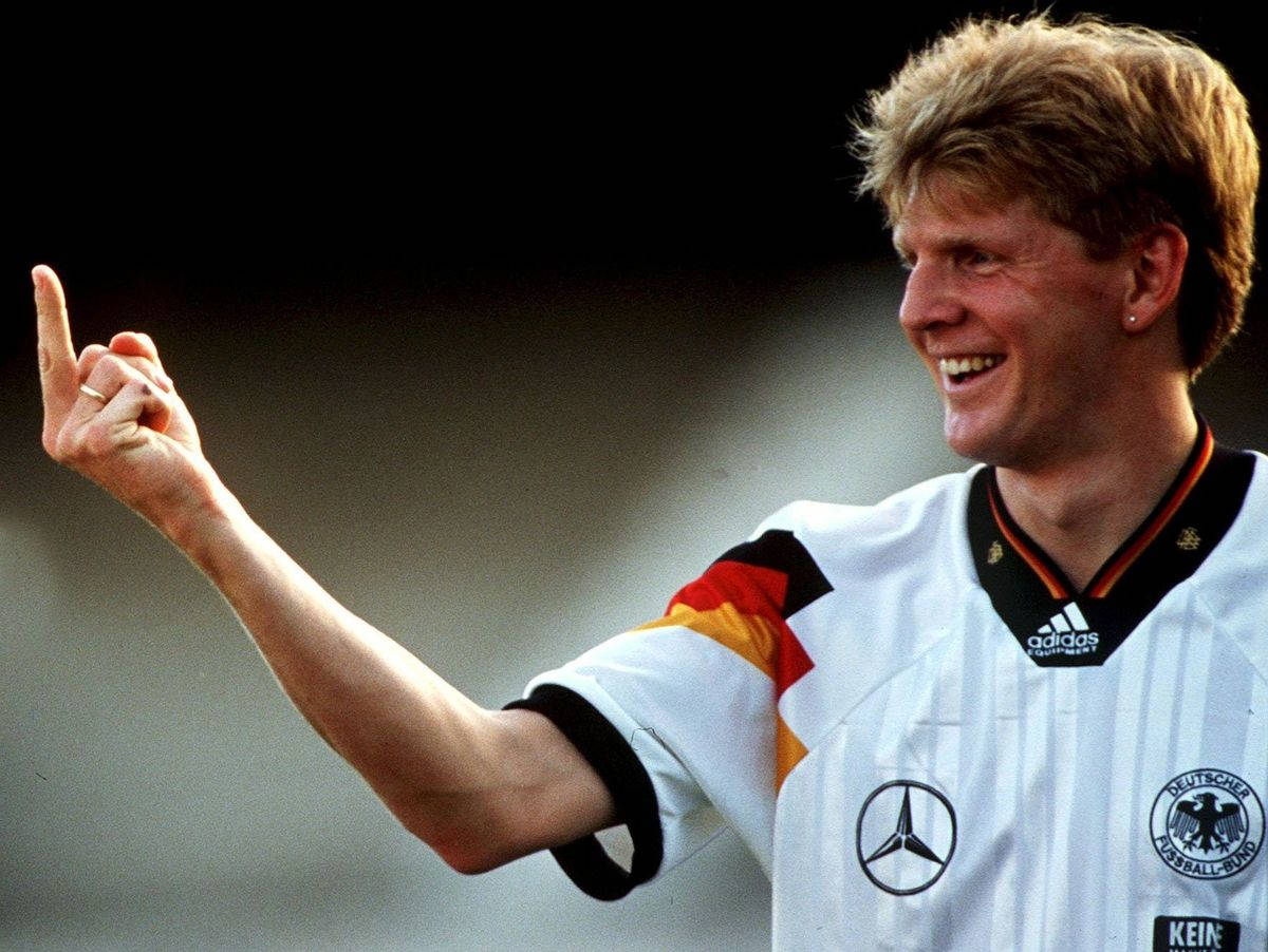 Matthäus gọi Rudiger là
