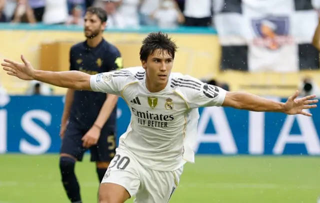 Real Madrid 1-0 Juventus | Gonzalo lập công, Di Gregorio đóng góp nhiều pha cứu thua