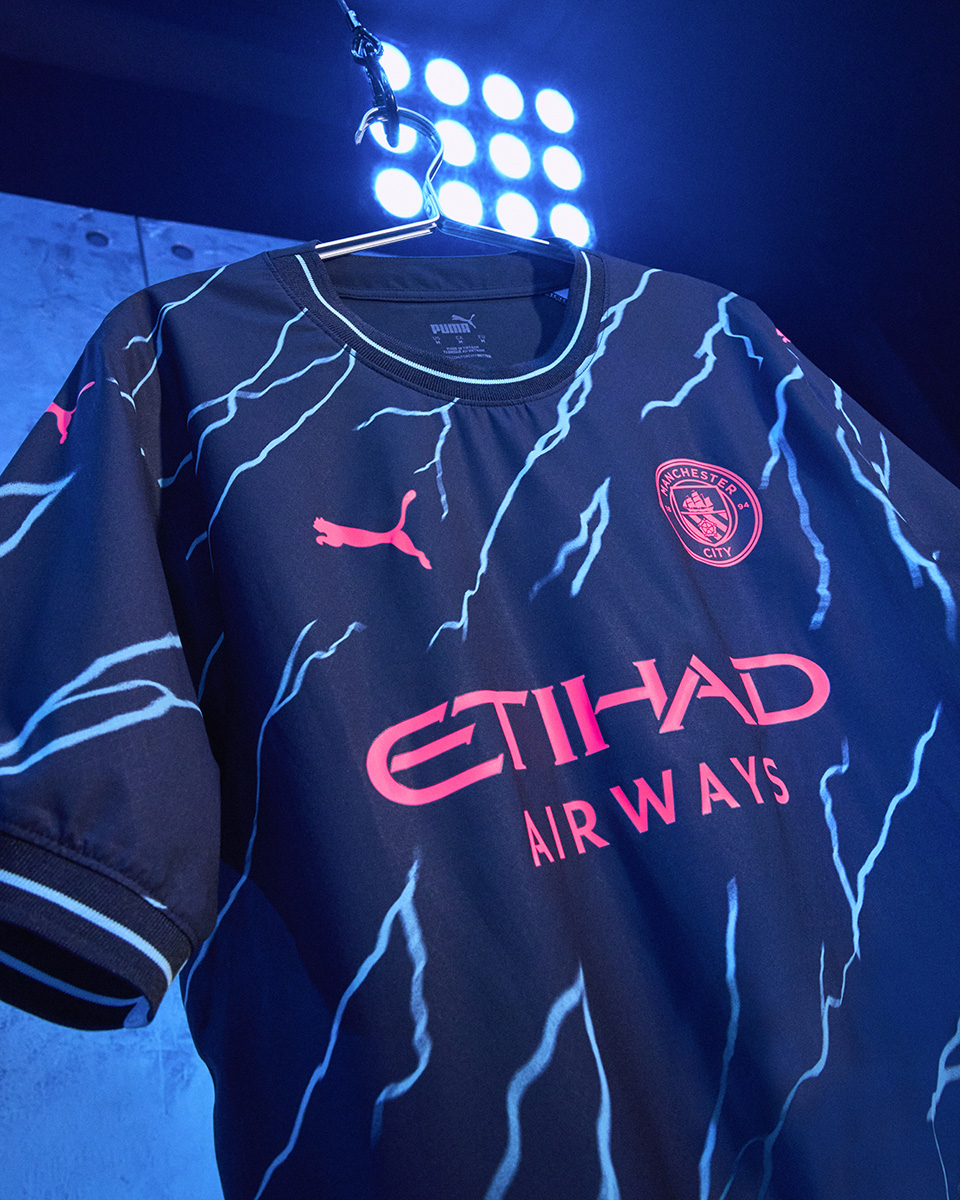 Áo Đấu Sân khách Thứ Hai Của Manchester City 2023-24