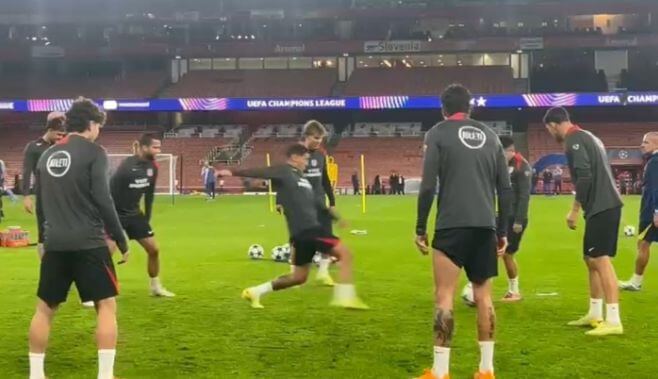 Atletico Madrid nổi giận! Arsenal bị tố không có nước nóng sau buổi tập ở Emirates