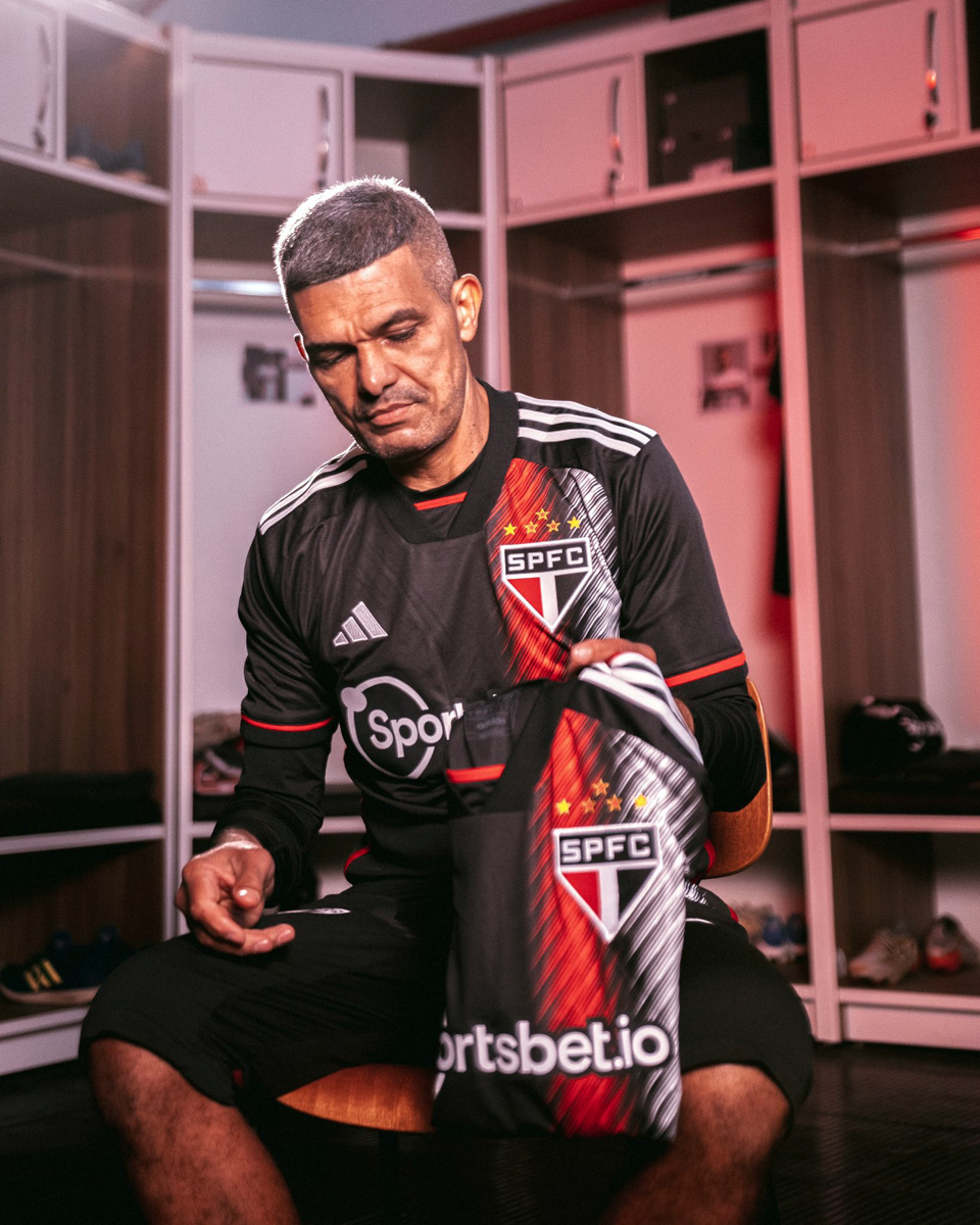 Áo sân khách thứ hai của Sao Paulo 2023-24
