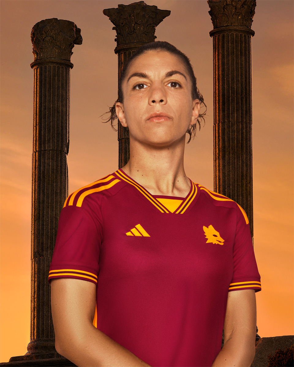 Áo Đấu Sân Nhà Của AS Roma 2023-24
