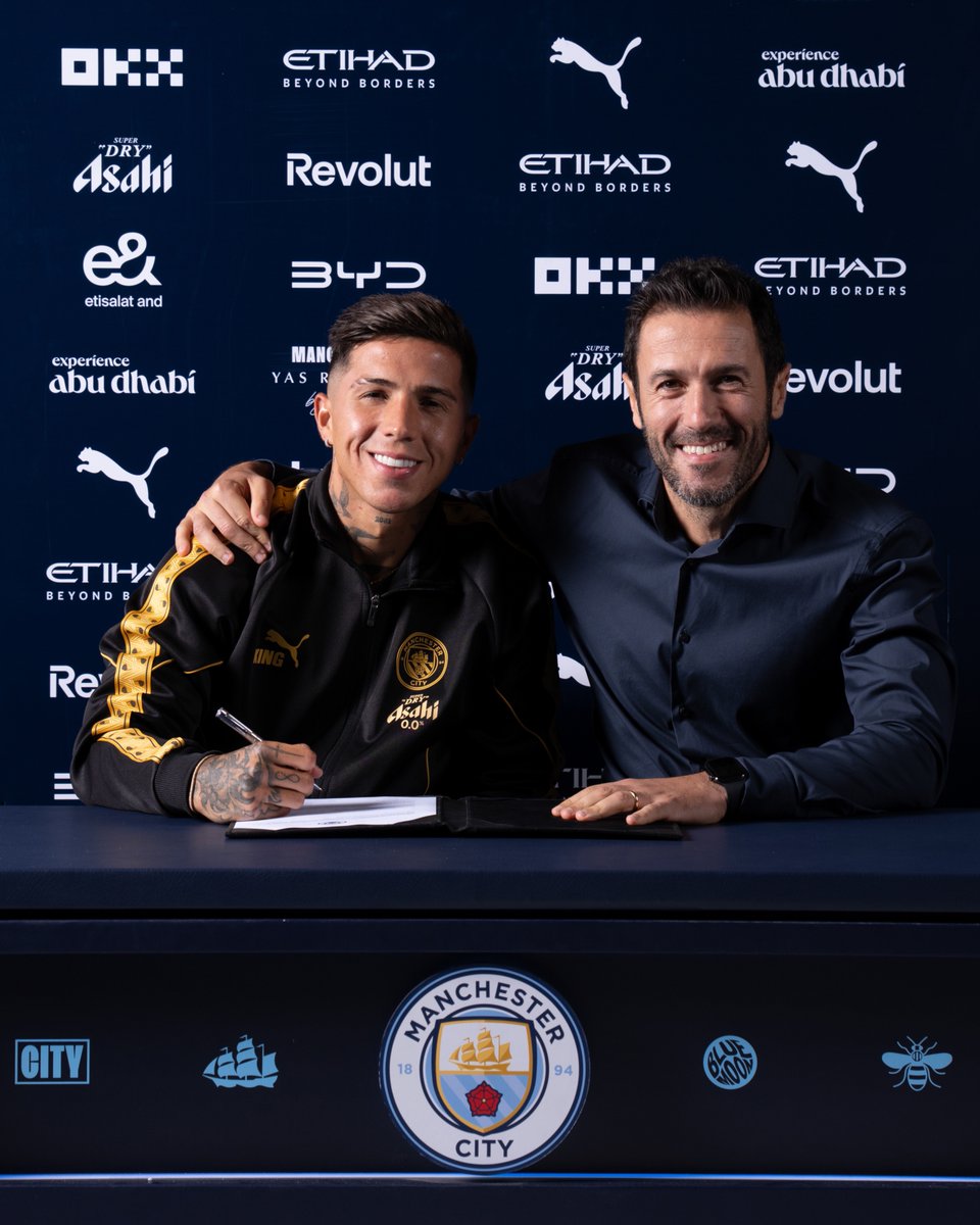 Manchester City Complete £125m Signing of Chelsea Star Enzo Fernández