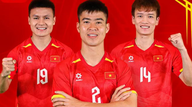 3 tuyển thủ Việt Nam được triệu tập đấu Man United