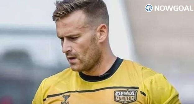 Kluivert’s Decision to Appoint Sjoerd Woudenberg as Indonesia’s Goalkeeper Coach