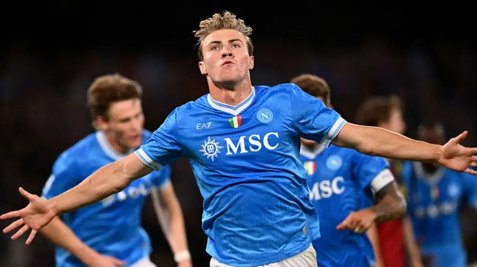 Fabrizio Romano: SSC Napoli kích hoạt điều khoản mua đứt Rasmus Højlund với giá 44 triệu euro