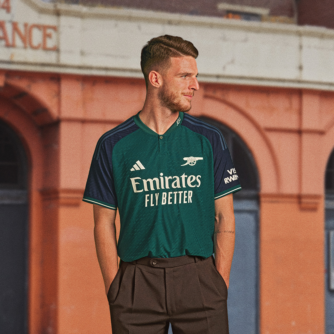 Áo Đấu Sân Khách Thứ Hai Của Arsenal 2023-24