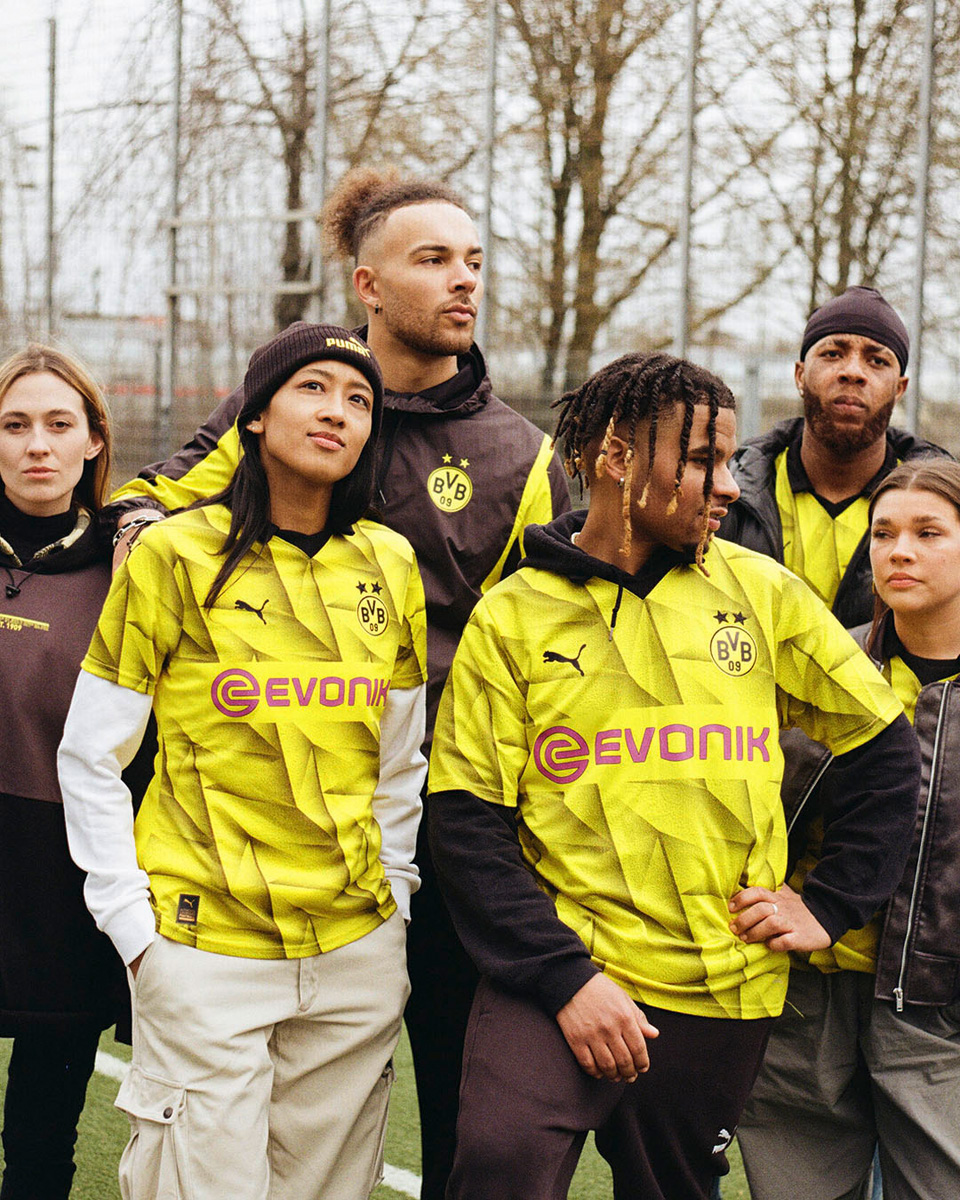 Áo Đấu Giải Cúp Của Borussia Dortmund Cho Mùa Giải 2023-24