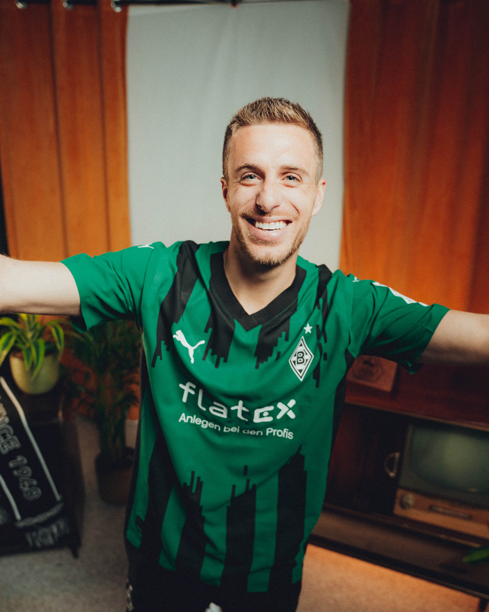 Áo Đấu Sân khách Của Borussia Monchengladbach 2023-24
