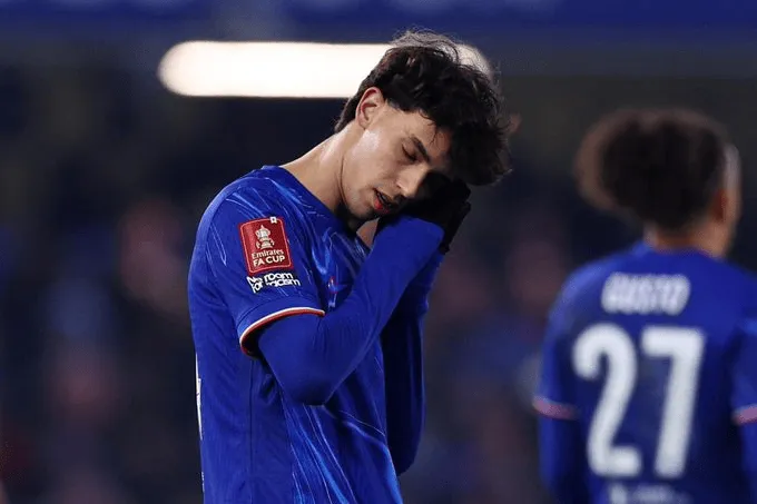 Felix đồng ý gia nhập, nhưng Milan cho rằng mức phí cho mượn của Chelsea quá cao