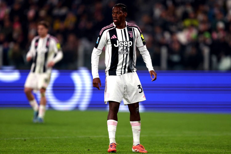 Khó hình dung! Jonathan David chỉ ghi 1 bàn sau 17 trận Serie A cho Juventus, mùa trước: 16 bàn/32 trận tại Ligue 1