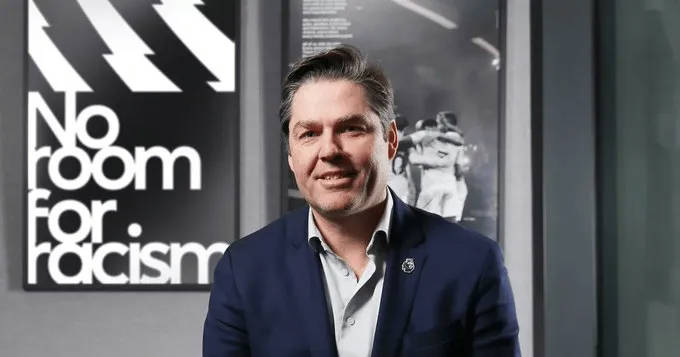 CEO Premier League gửi tin để cảnh báo các đội bóng, chứng tỏ tính nghiêm trọng của vụ Manchester City