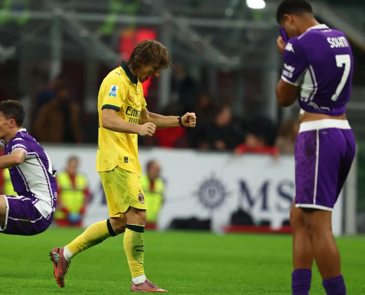 Tạm chiếm ngôi đầu! Modrić chia sẻ trên Instagram: Chiến thắng quan trọng, cố lên Milan!