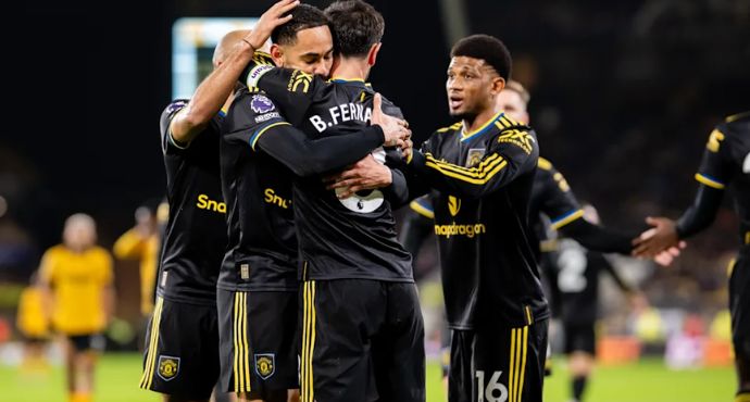 Manchester United secured a convincing 4-1 victory over Wolverhampton Wanderers