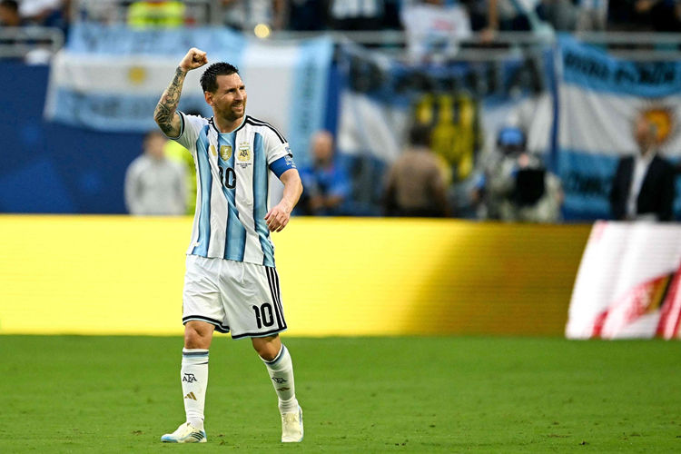 Messi tiếp tục phá kỷ lục với bàn thắng thứ 20 tại World Cup, bỏ xa Mbappe 2 bàn
