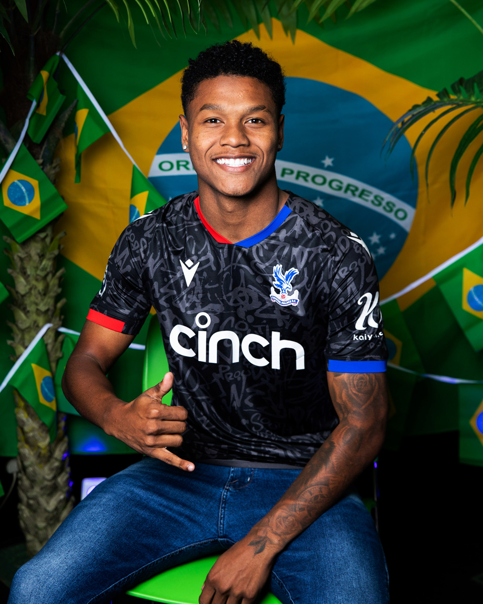 Áo Đấu Sân khách Thứ Hai Của Crystal Palace 2023-24