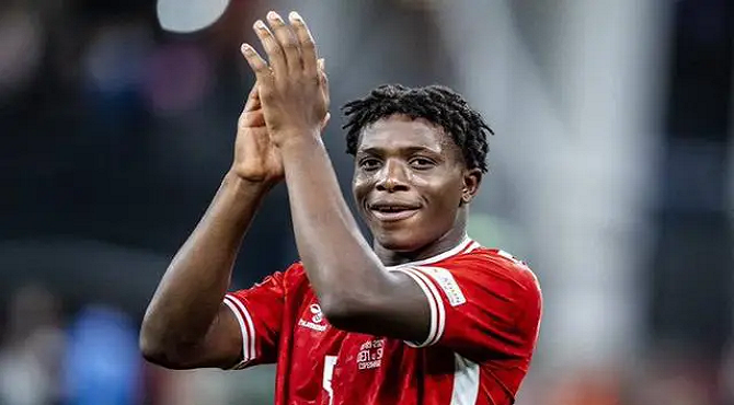 Manchester United: Hậu vệ người Đan Mạch Patrick Dolgu gia nhập đội và cả hai bên ký hợp đồng có thời hạn 5 năm